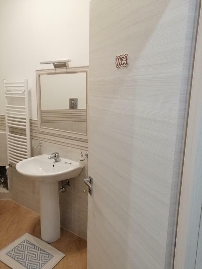 Casagioiosa18 Hotel ปาแลร์โม ภายนอก รูปภาพ